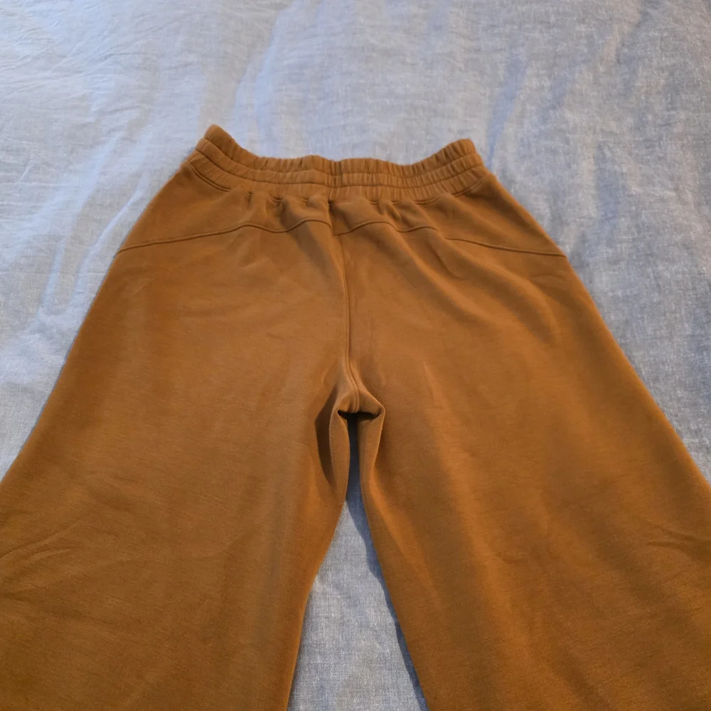 SPANX Wide Leg Airessentials Pants in Tan - Picture 7 of 7
